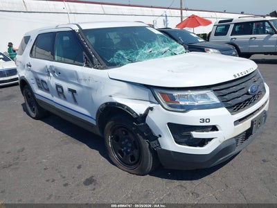 1FM5K8AR3HG****** · 2017 FORD UTILITY POLICE INTERCEPTOR