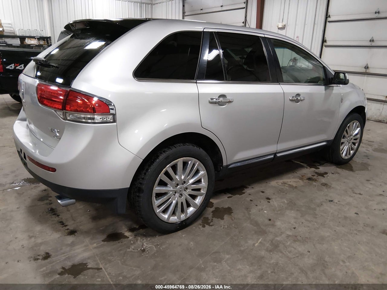 2011 LINCOLN MKX · 4/11