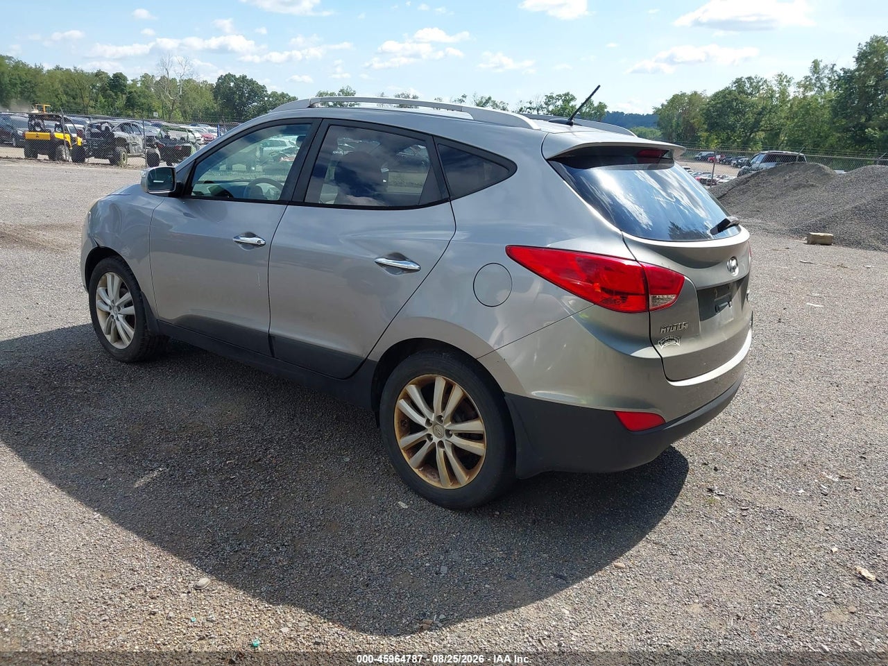 2011 HYUNDAI TUCSON LIMITED · 3/11