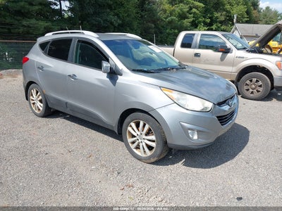 KM8JUCAC5BU****** · 2011 HYUNDAI TUCSON LIMITED