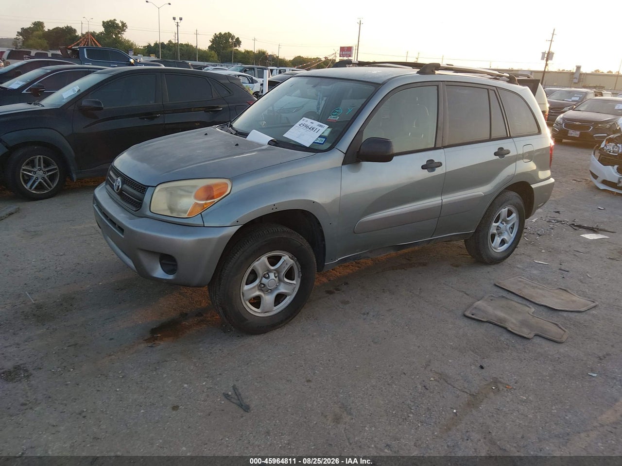 2004 TOYOTA RAV4 · 2/11