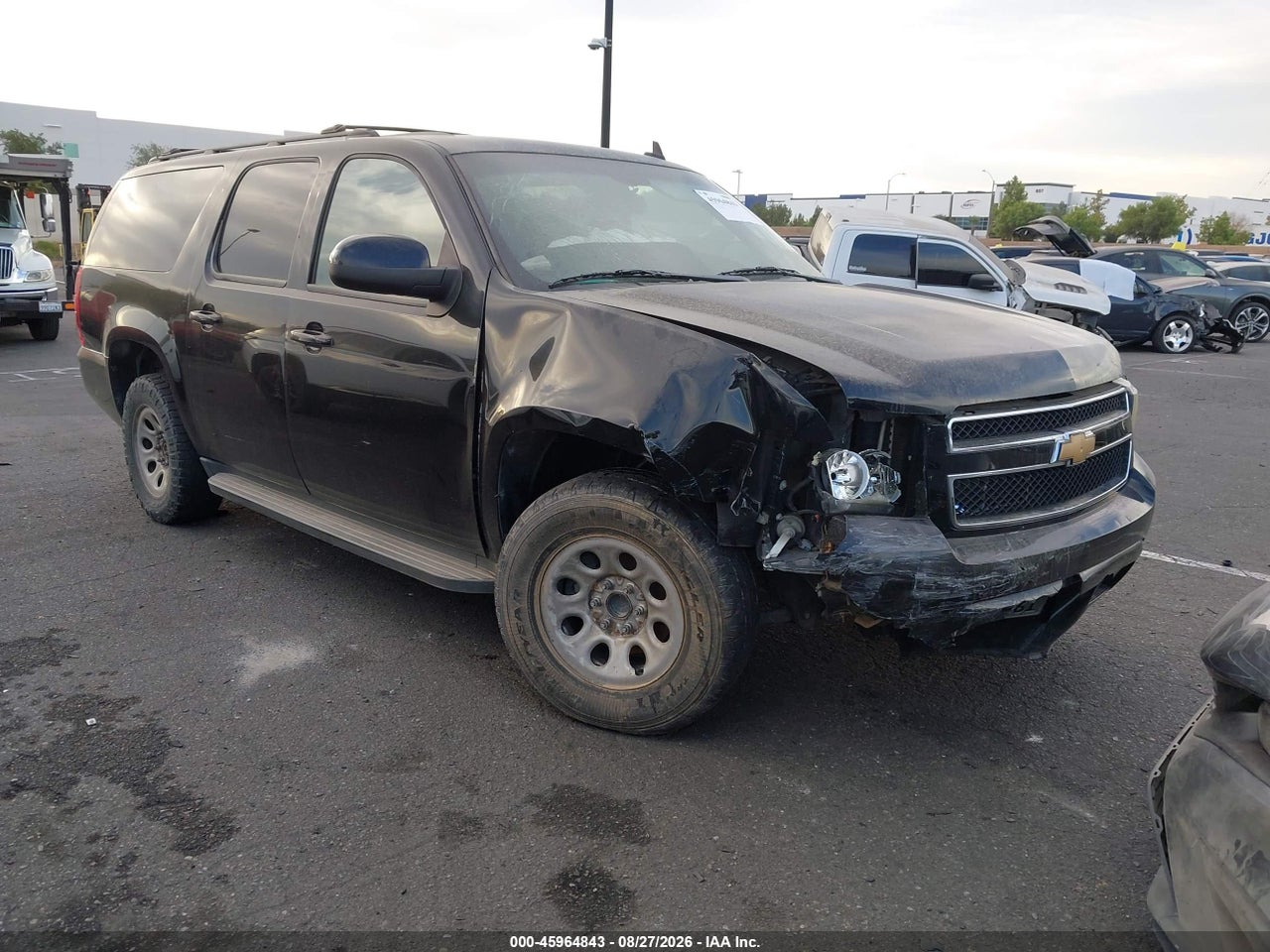 1GNSCHE01BR****** · 2011 CHEVROLET SUBURBAN 1500 LS