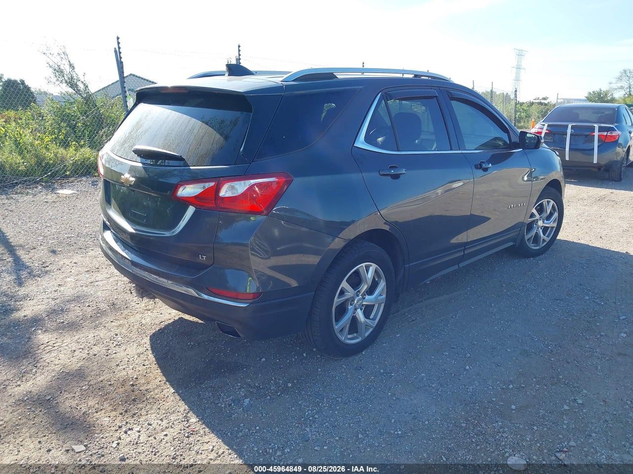 2018 CHEVROLET EQUINOX LT · 4/11
