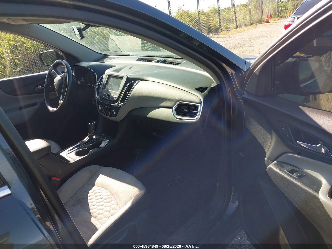 2018 CHEVROLET EQUINOX LT · 5/11