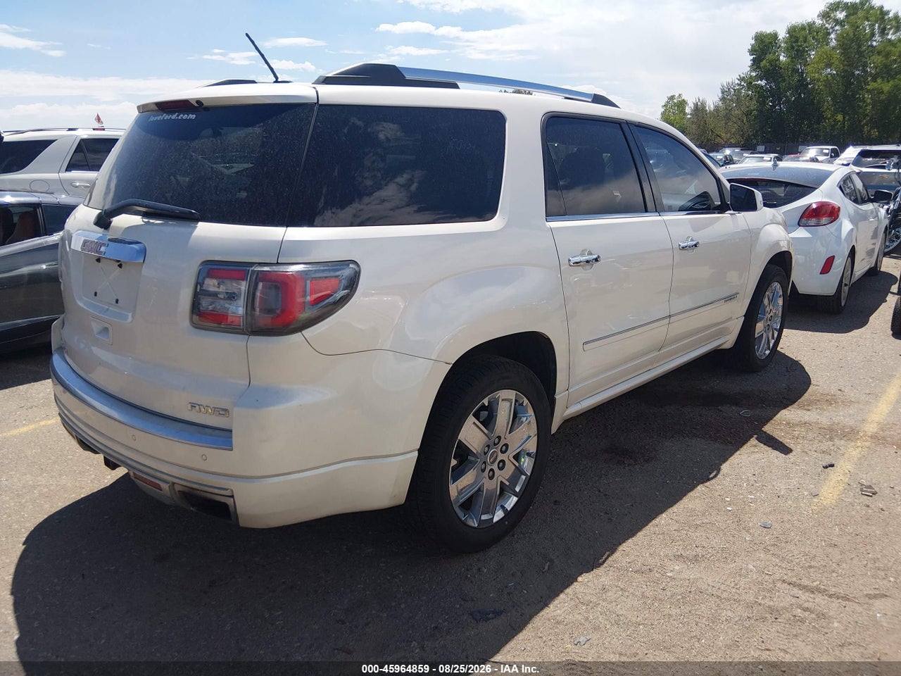 2014 GMC ACADIA DENALI · 4/10
