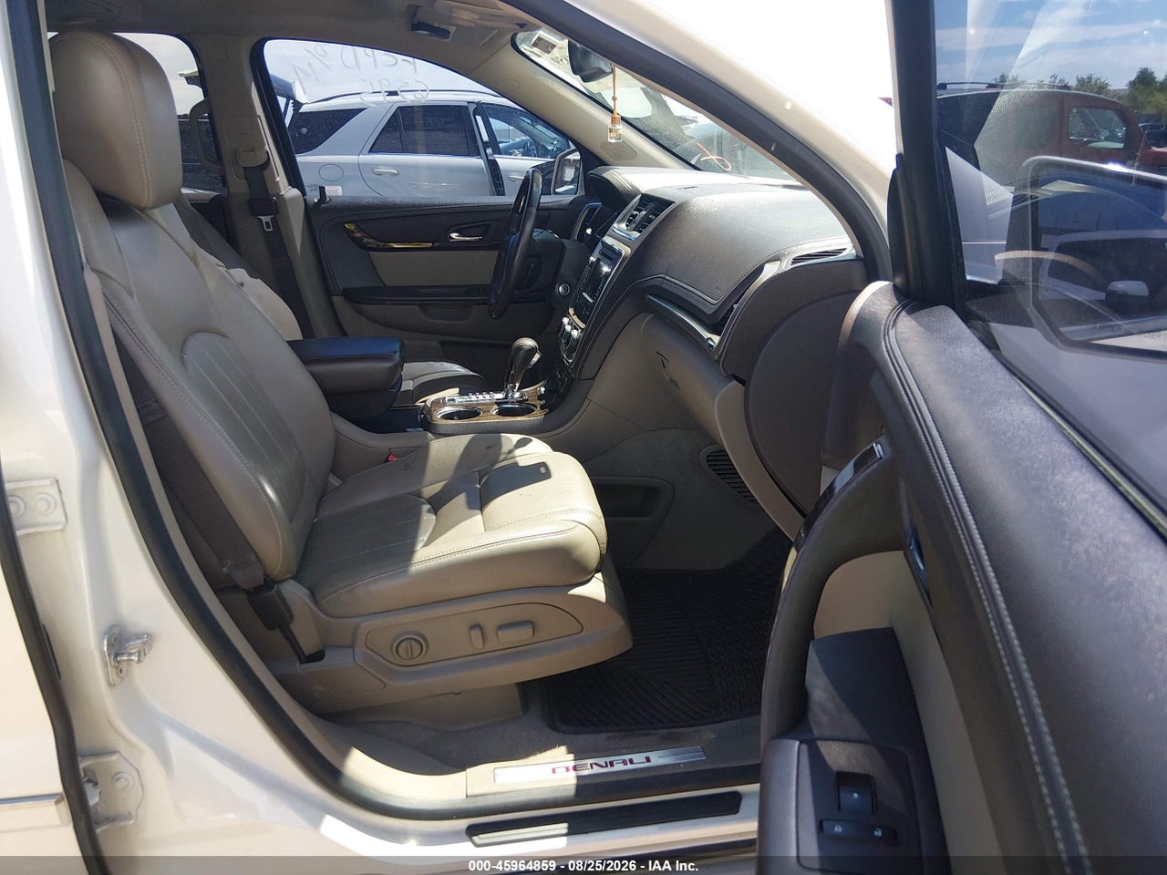 2014 GMC ACADIA DENALI · 5/10