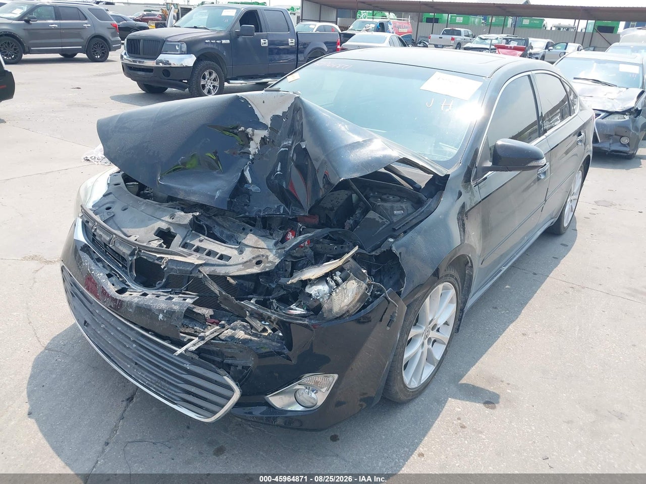 2015 TOYOTA AVALON LIMITED · 2/11