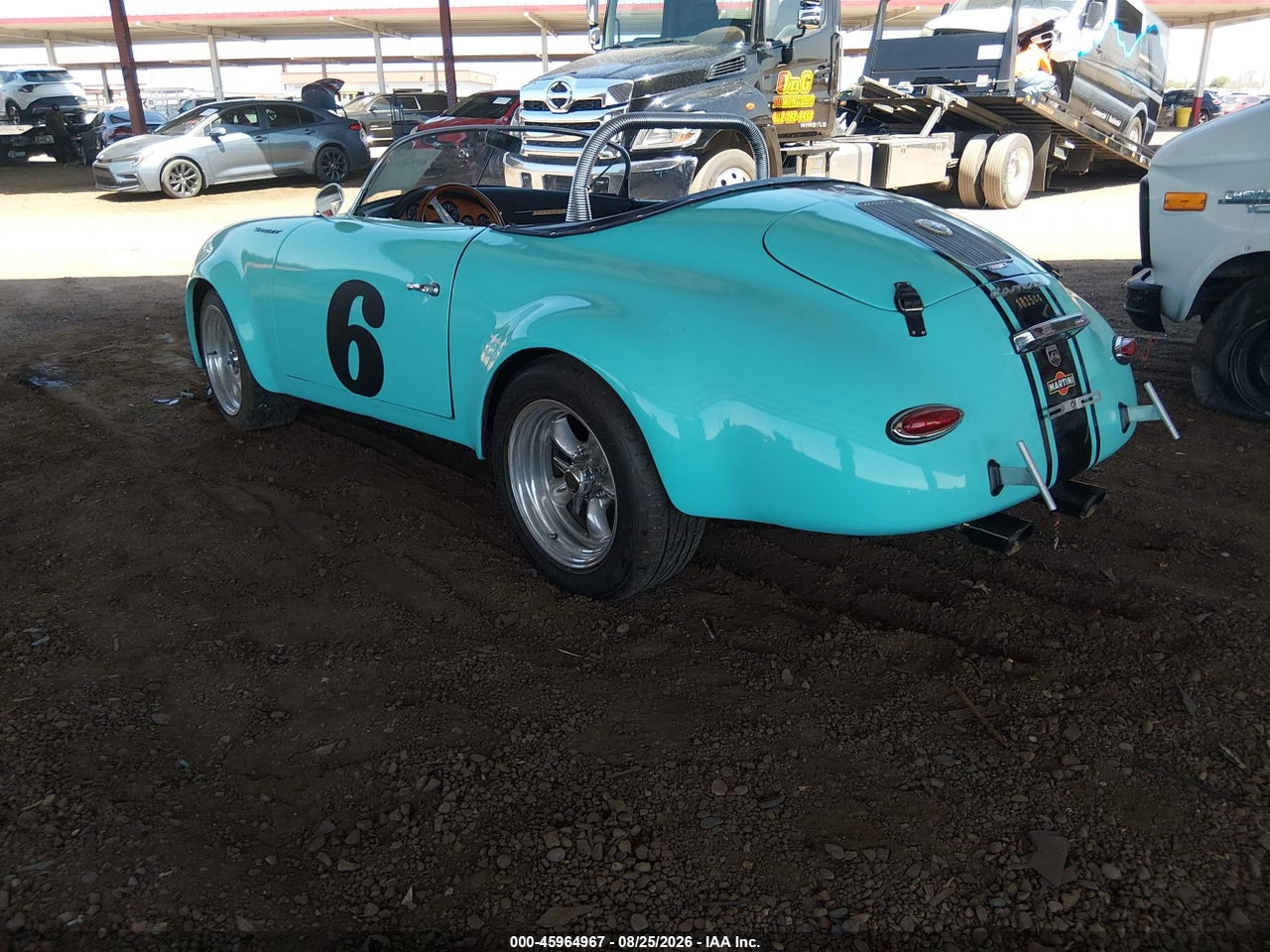 1965 VOLKSWAGEN BEETLE   · 3/10