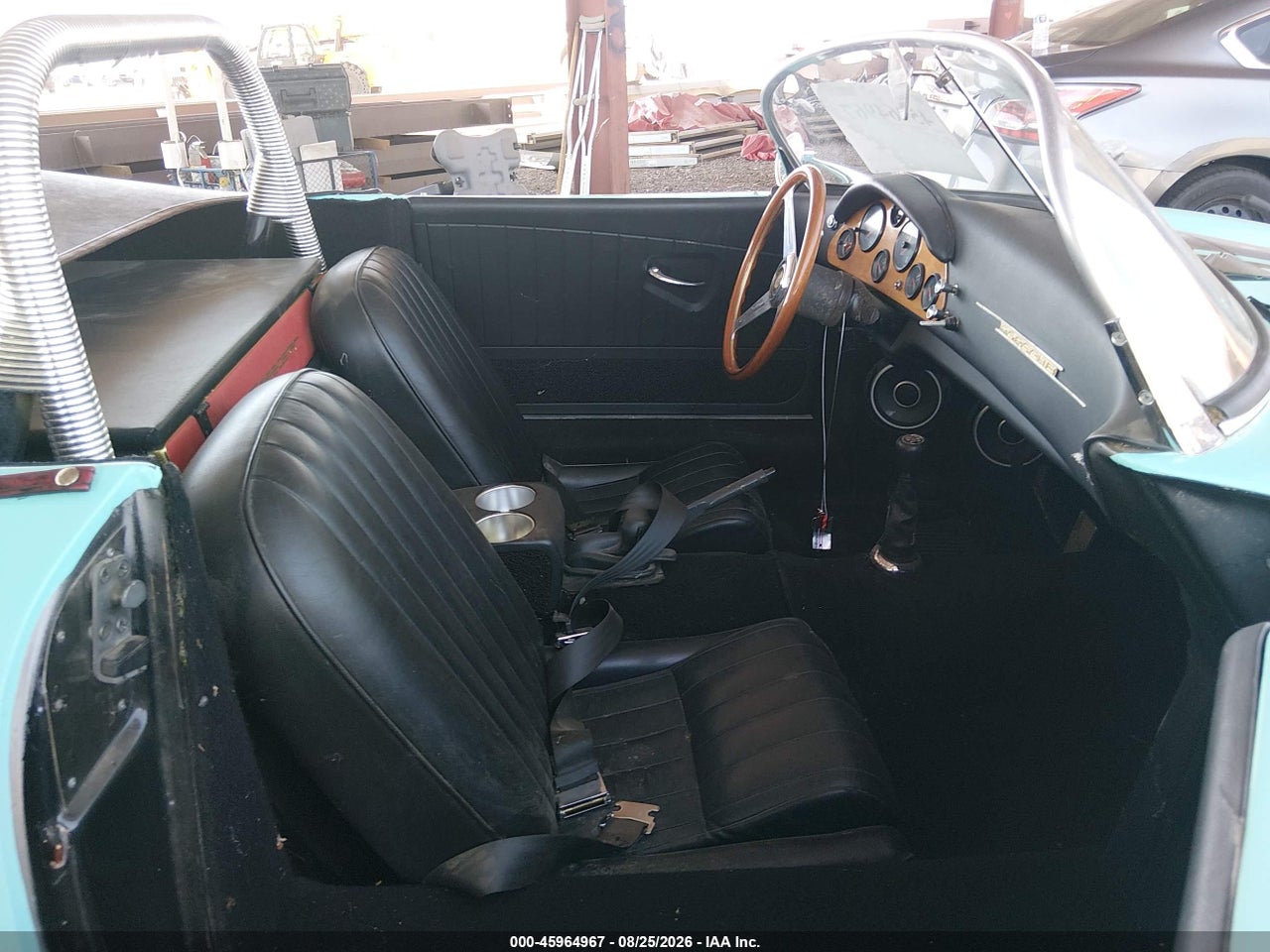 1965 VOLKSWAGEN BEETLE   · 5/10