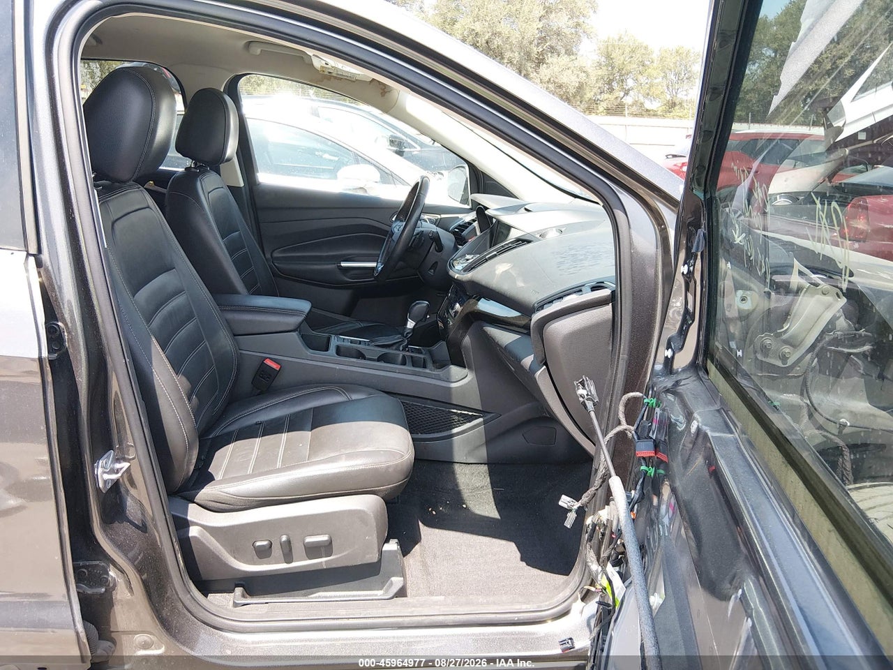 2017 FORD ESCAPE TITANIUM · 5/11