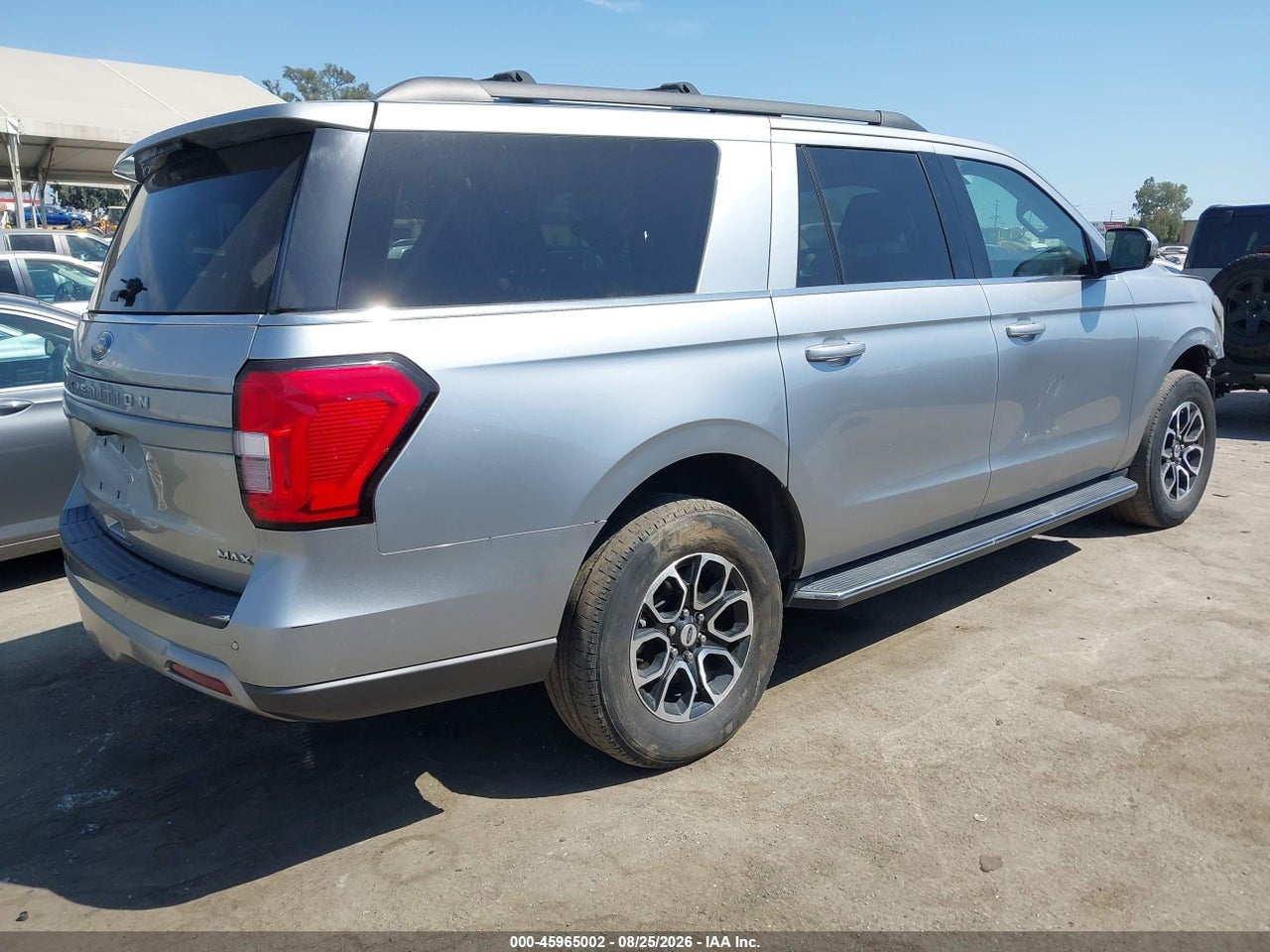 2023 FORD EXPEDITION XLT MAX · 4/11