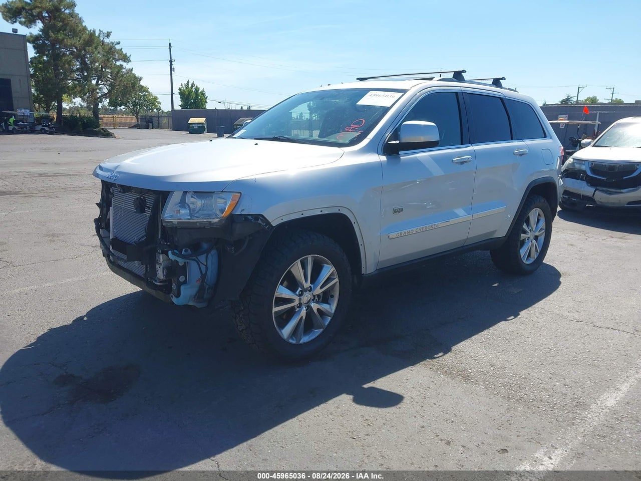 2011 JEEP GRAND CHEROKEE LAREDO · 2/11