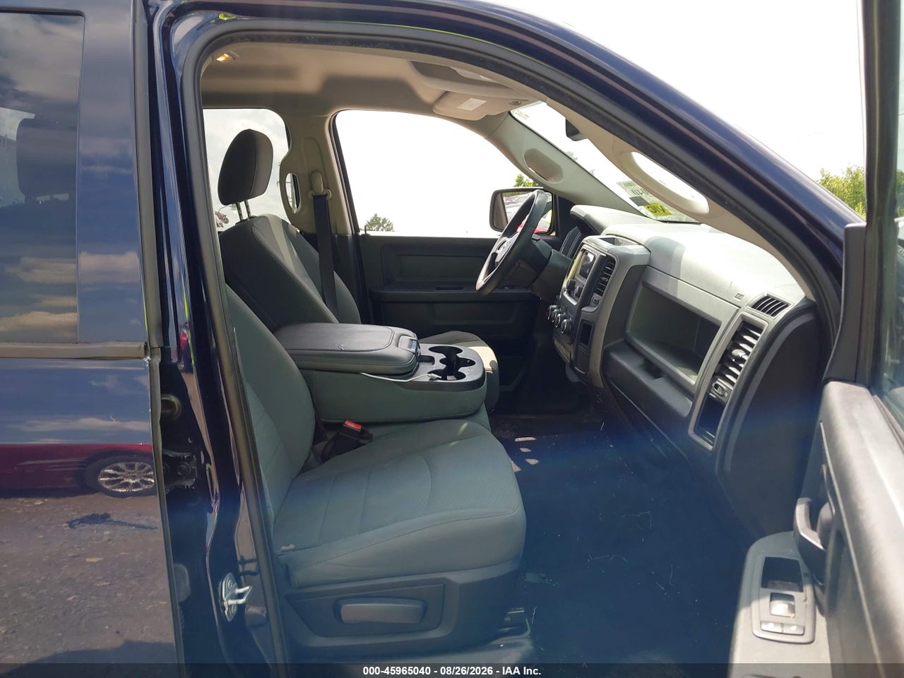2018 RAM 1500 EXPRESS  4X4 6'4 BOX · 5/11