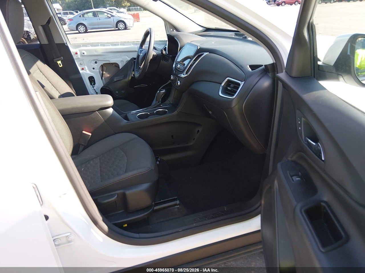 2018 CHEVROLET EQUINOX LT · 5/11