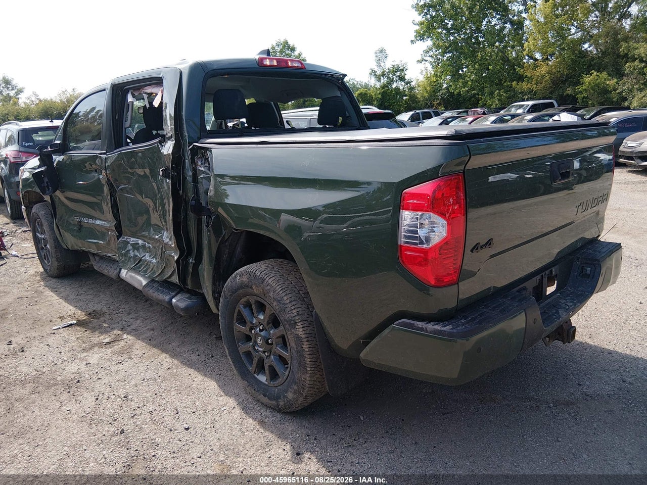 2021 TOYOTA TUNDRA 4WD SR5 · 3/11