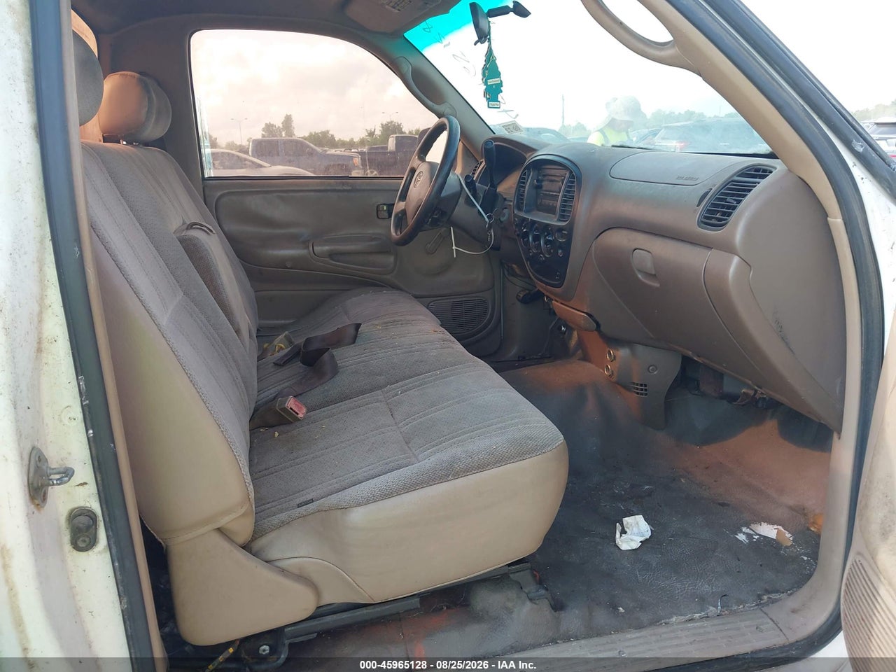 2003 TOYOTA TUNDRA   · 5/11