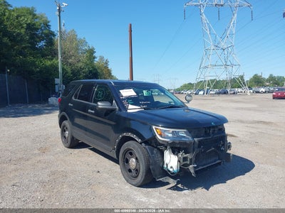 1FM5K8AR7HG****** · 2017 FORD UTILITY POLICE INTERCEPTOR