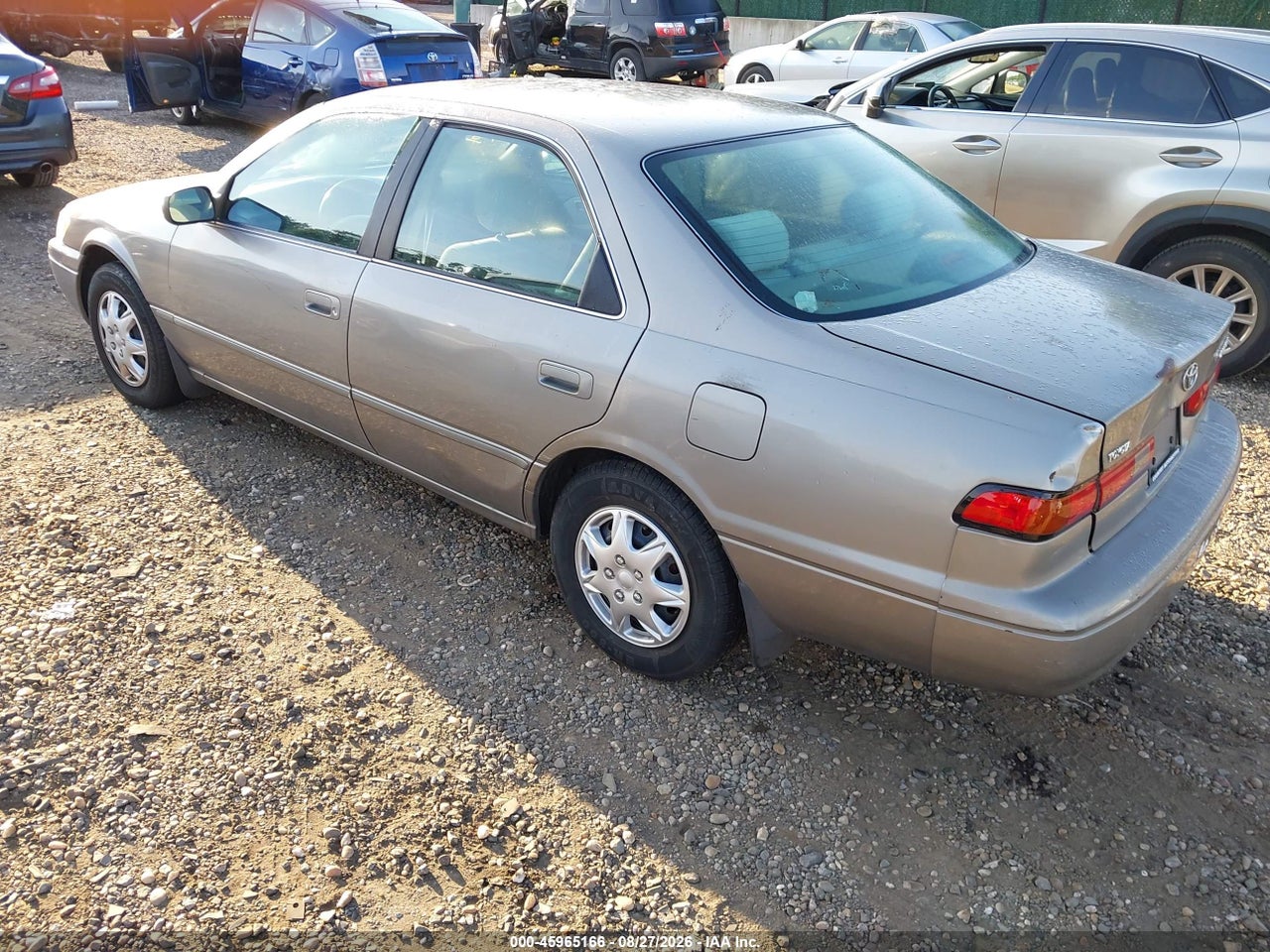 1999 TOYOTA CAMRY LE · 3/11