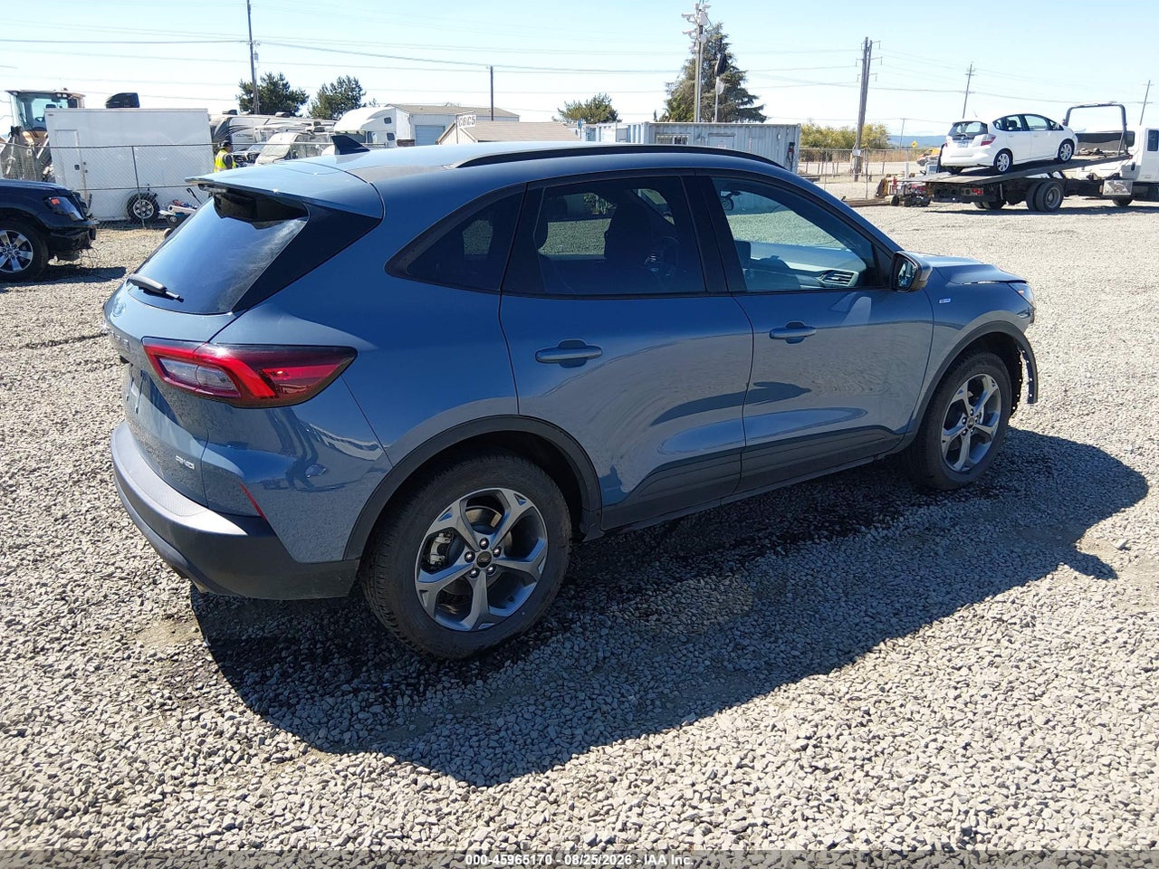 2025 FORD ESCAPE ST-LINE SELECT · 4/11