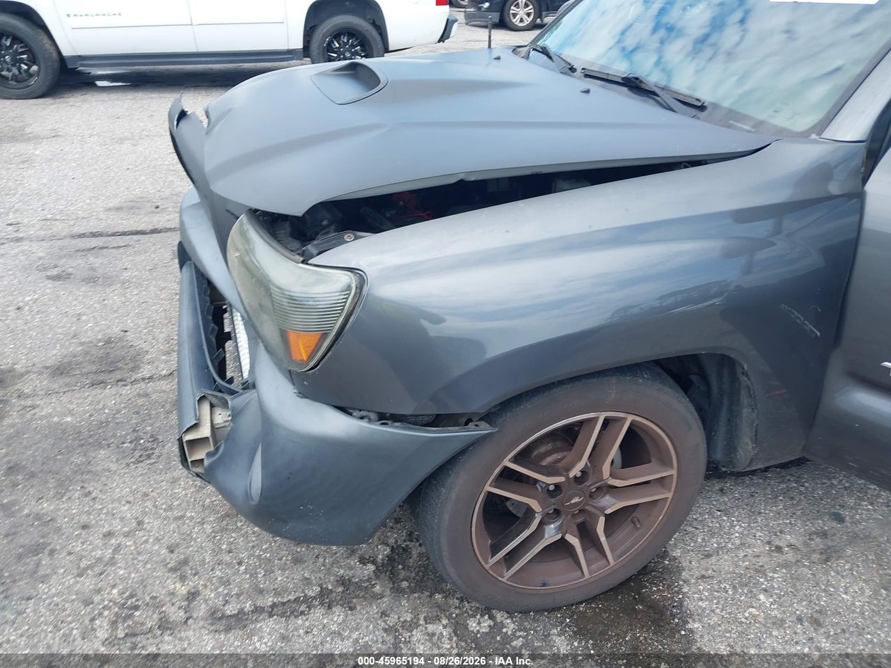 2009 TOYOTA TACOMA · 6/10