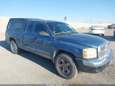 1D7HW42KX5S****** · 2005 DODGE DAKOTA SLT