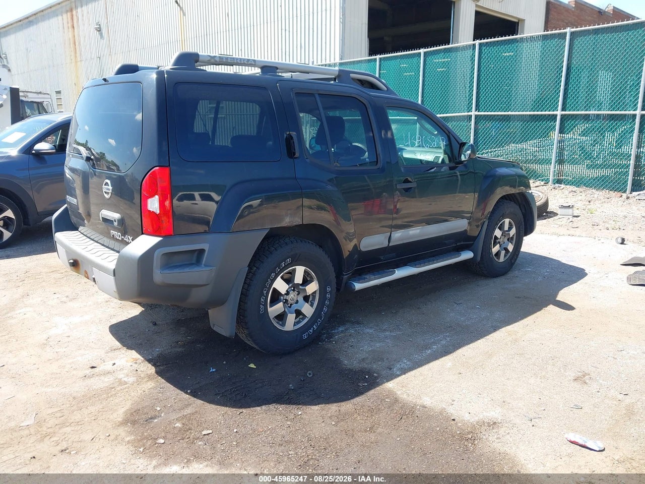 2011 NISSAN XTERRA PRO-4X · 4/11