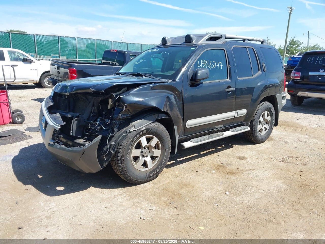 2011 NISSAN XTERRA PRO-4X · 2/11