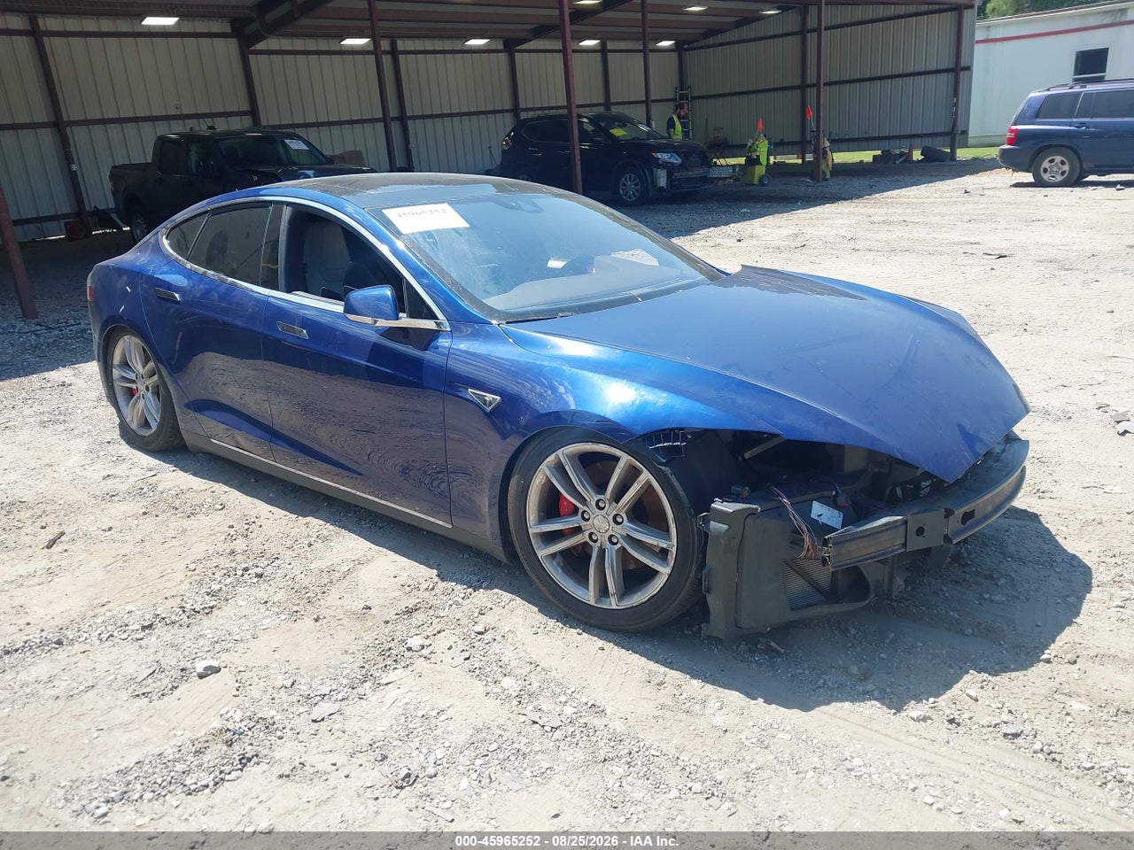 5YJSA1E44FF****** · 2015 TESLA MODEL S 85D/P85D