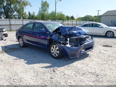4T1BF3EK5BU****** · 2011 TOYOTA CAMRY LE