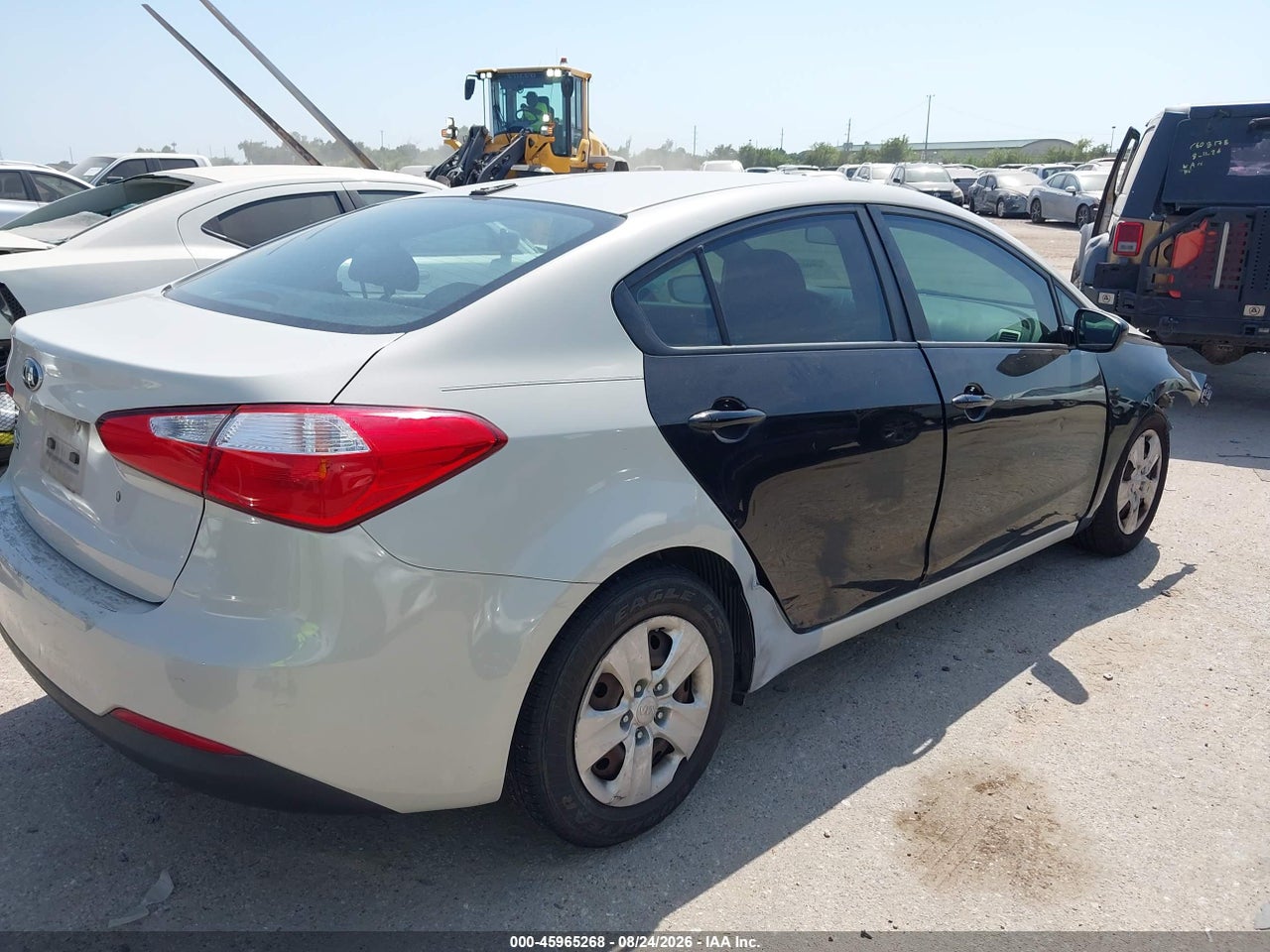 2015 KIA FORTE LX · 4/11