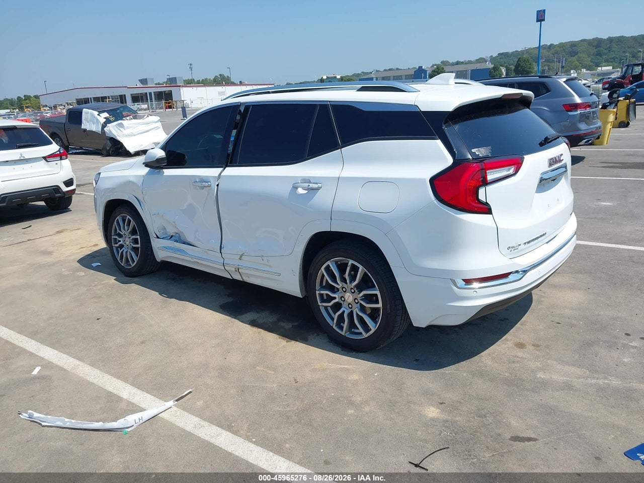 2023 GMC TERRAIN AWD DENALI · 3/11