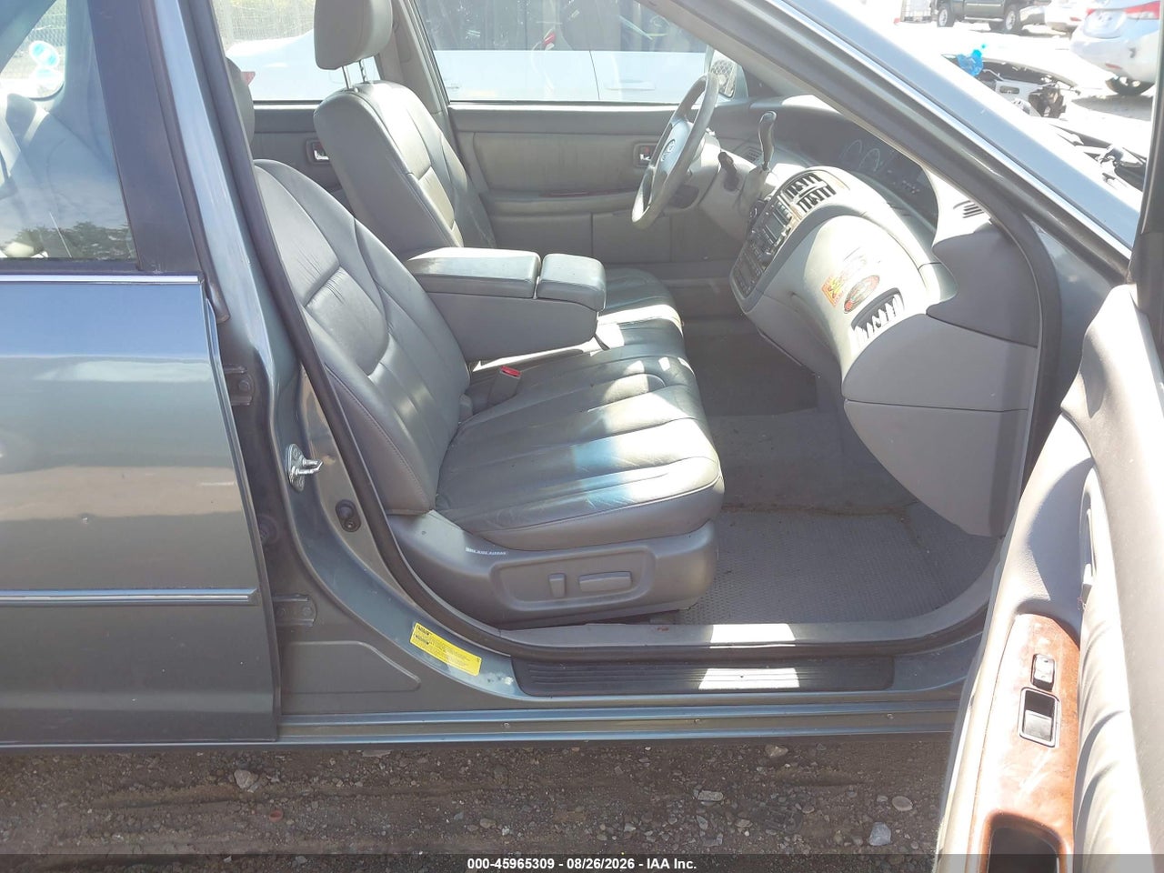 2002 TOYOTA AVALON XLS · 5/11