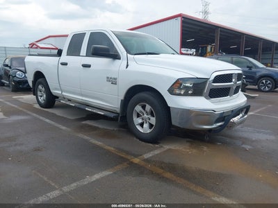 1C6RR6FG2KS****** · 2019 RAM 1500 CLASSIC TRADESMAN  4X2 6'4 BOX