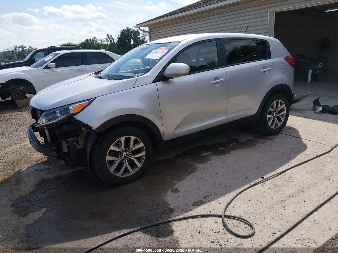 2016 KIA SPORTAGE LX · 2/11