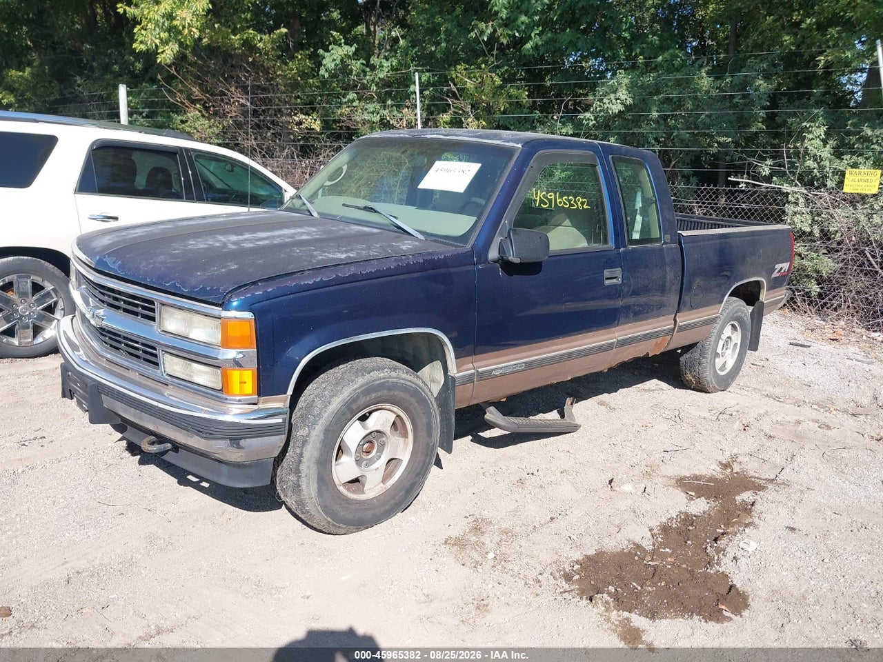 1998 CHEVROLET K1500 FLEETSIDE · 2/11