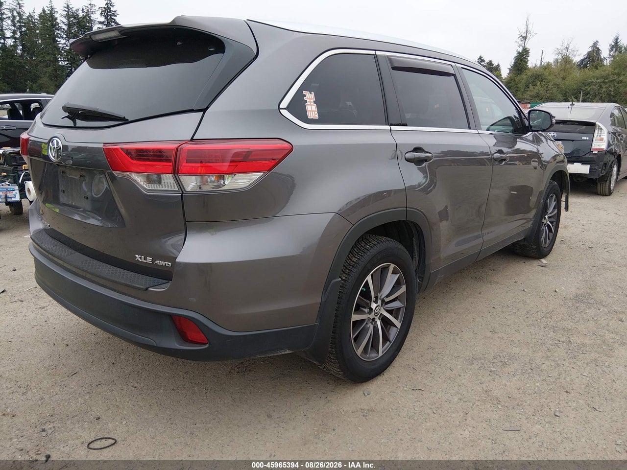 2019 TOYOTA HIGHLANDER XLE · 4/11