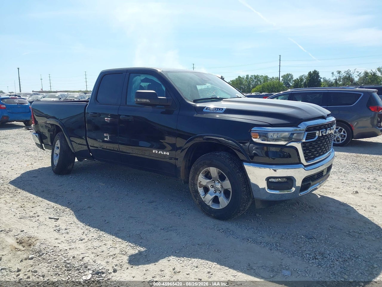 2025 RAM 1500 BIG HORN CREW CAB 4X4 6'4 BOX