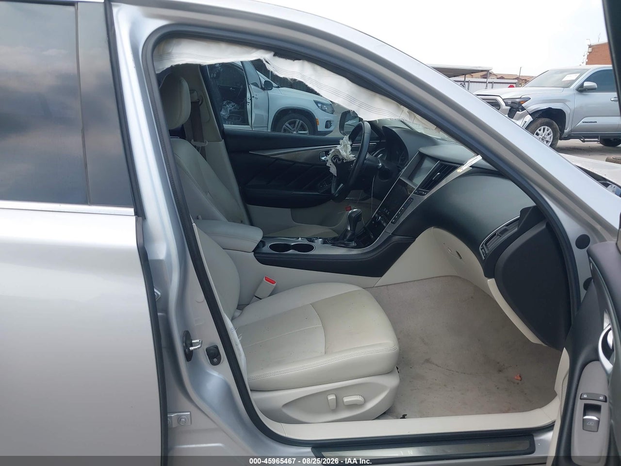 2017 INFINITI Q50 3.0T PREMIUM · 5/11