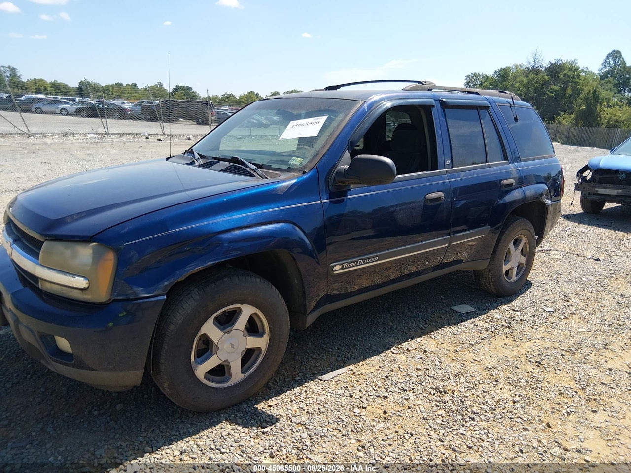 2002 CHEVROLET TRAILBLAZER LT · 2/11