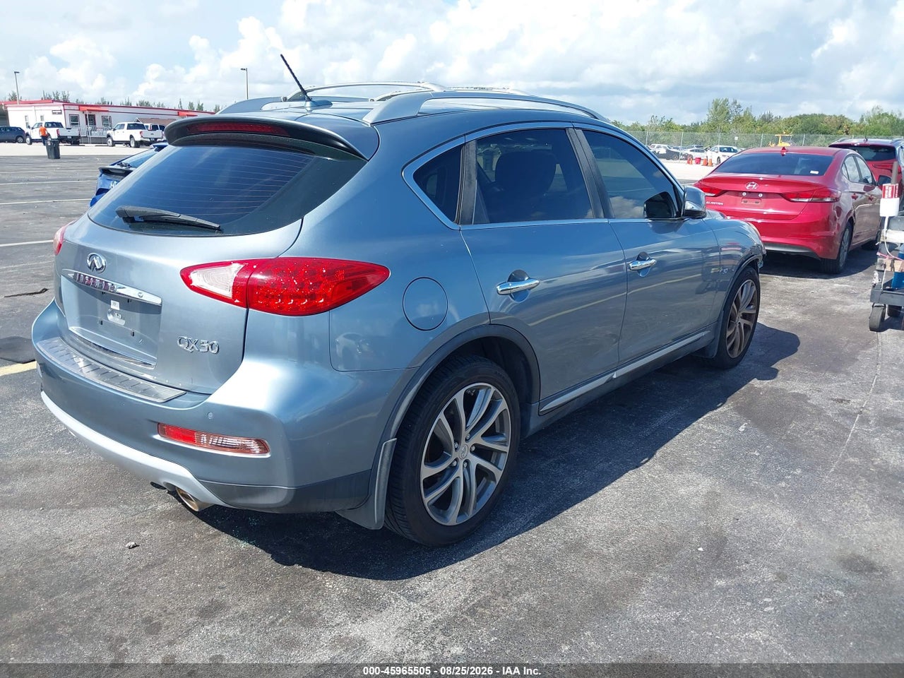 2017 INFINITI QX50 · 4/11