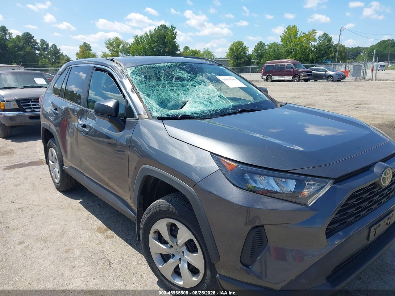 2019 TOYOTA RAV4 LE · 6/11