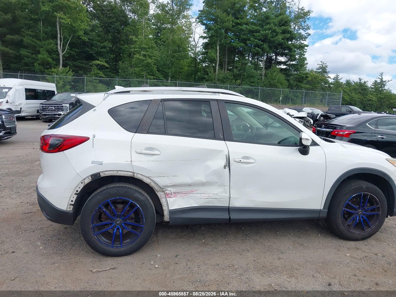 2016 MAZDA CX-5 TOURING · 6/11