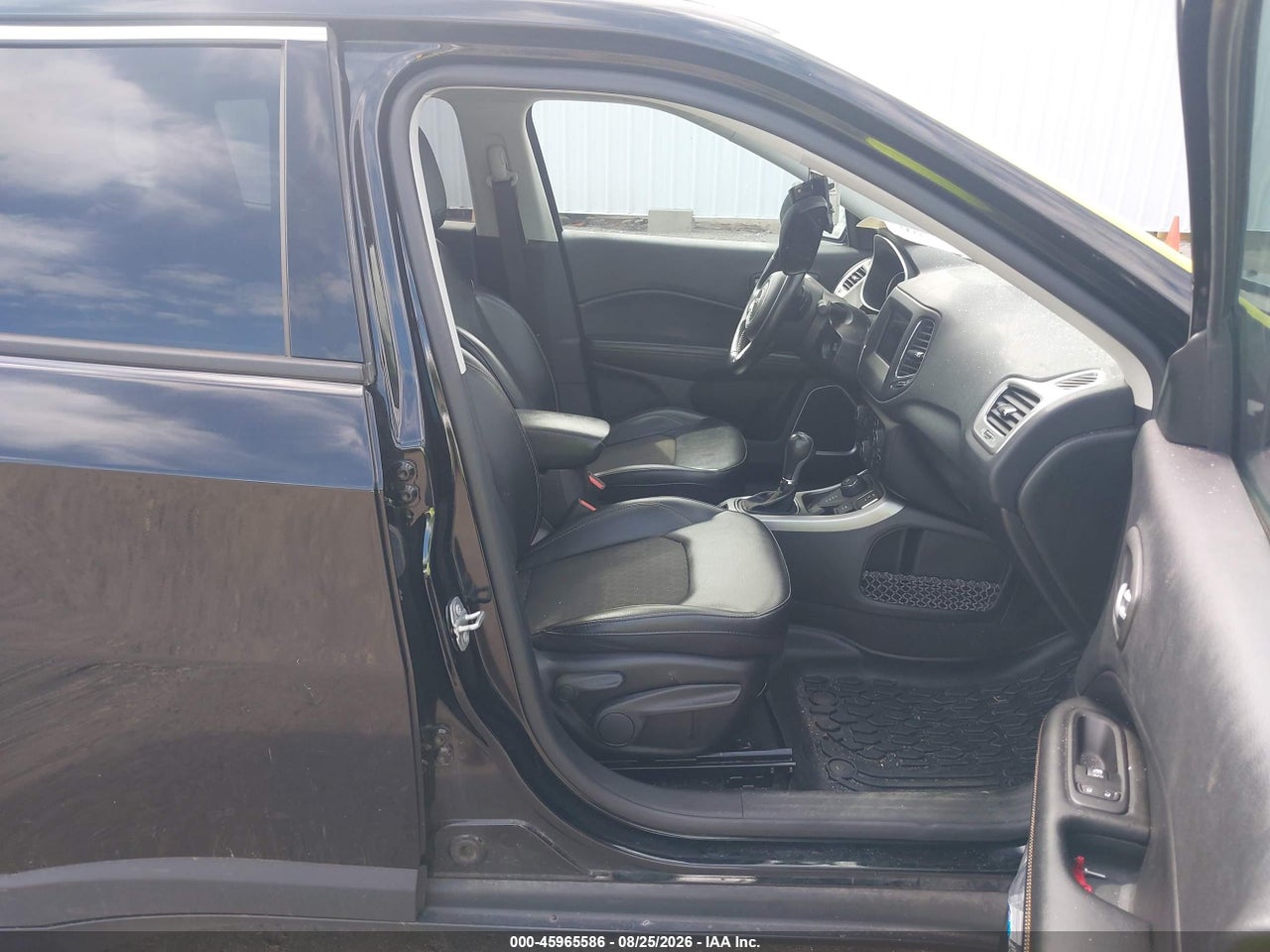 2020 JEEP COMPASS SUN AND SAFETY 4X4 · 5/11