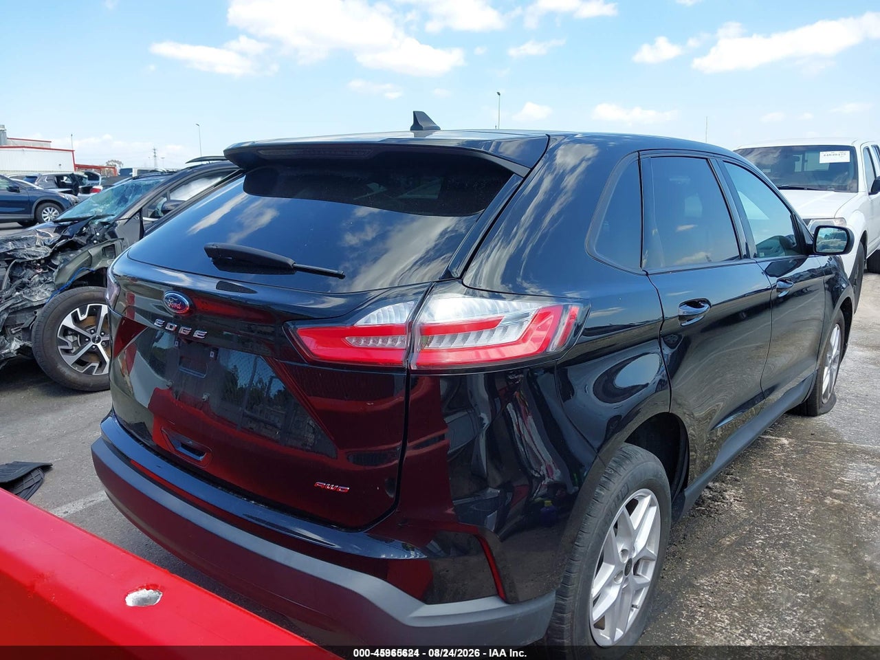 2023 FORD EDGE SE · 4/10