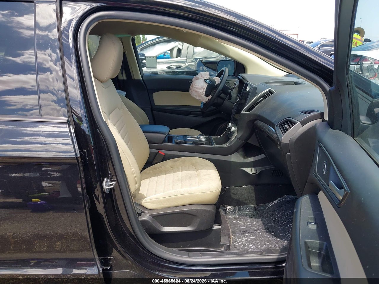 2023 FORD EDGE SE · 5/10