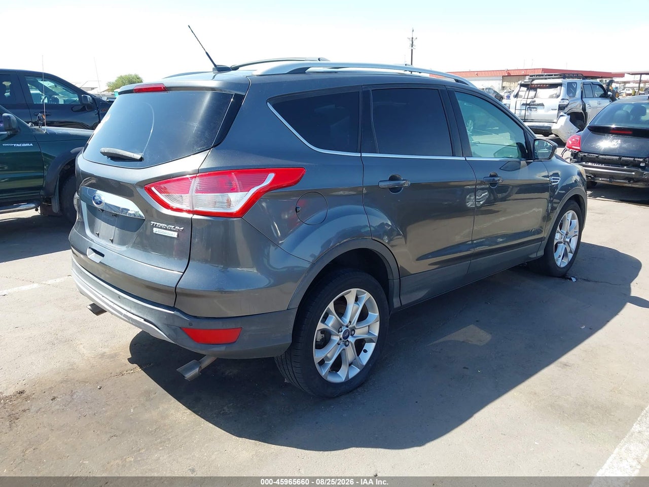 2015 FORD ESCAPE TITANIUM · 4/11
