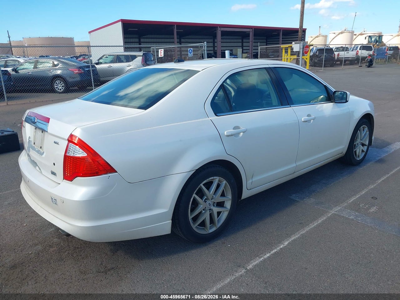 2010 FORD FUSION SEL · 4/11