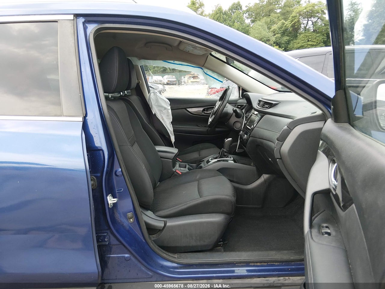 2019 NISSAN ROGUE SV · 5/11