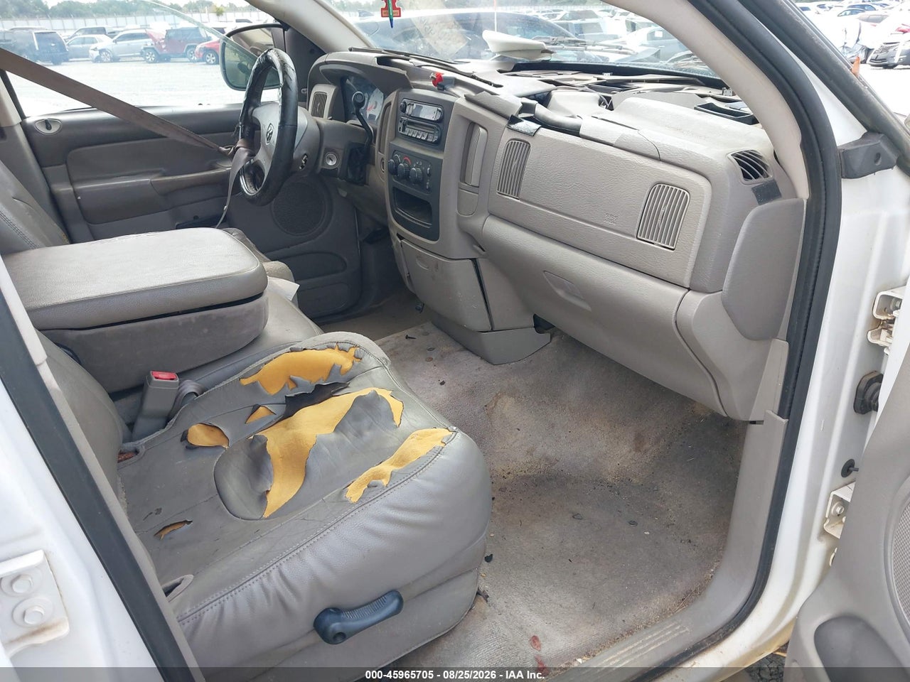 2002 DODGE RAM 1500 ST · 5/11