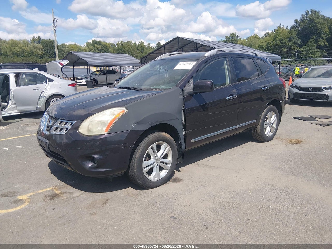 2013 NISSAN ROGUE SV · 2/11